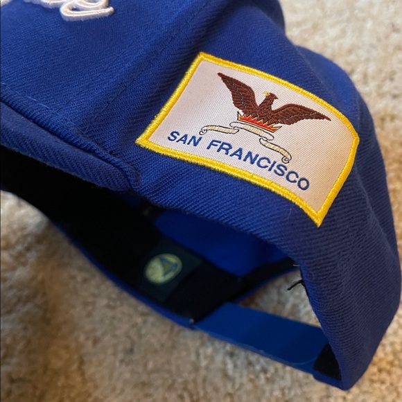 VINTAGE MITCHELL & NESS THROWBACK DETAILS WITH BALD EAGLE PATCH - Picture 9 of 10
